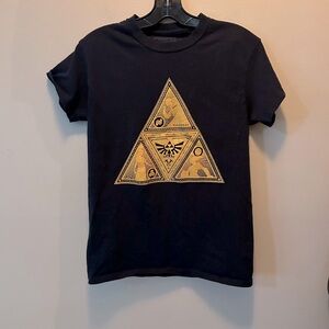 The Legend of Zelda Triforce Graphic Tee - Small